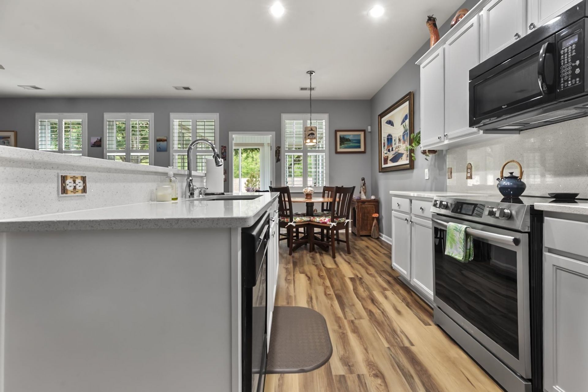 5004 Weatherwood Dr. Photo 8