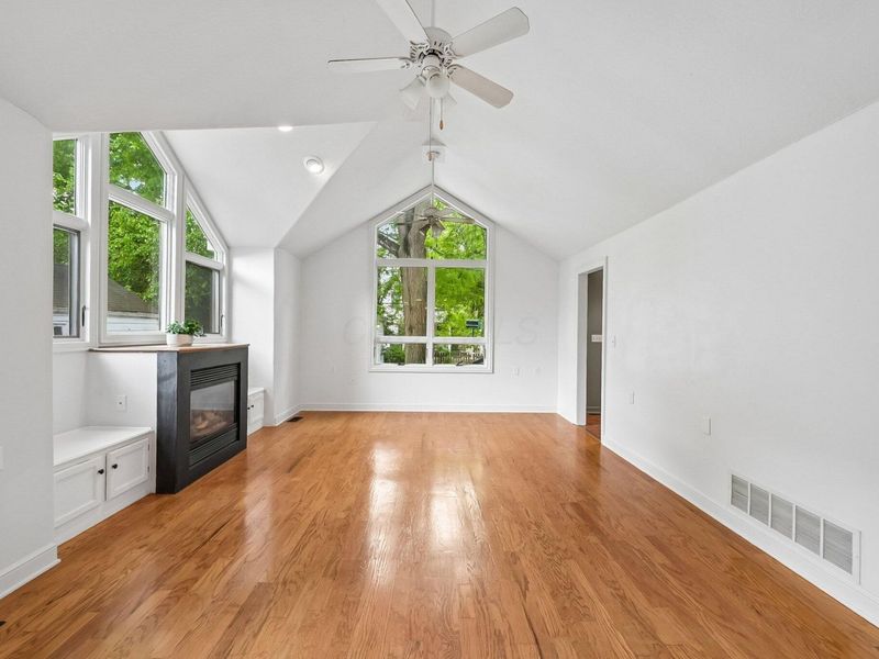 175 W Weisheimer Road, Columbus, OH 43214 Photo 5