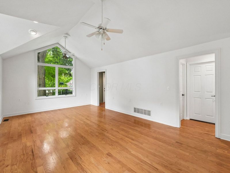 175 W Weisheimer Road, Columbus, OH 43214 Photo 6