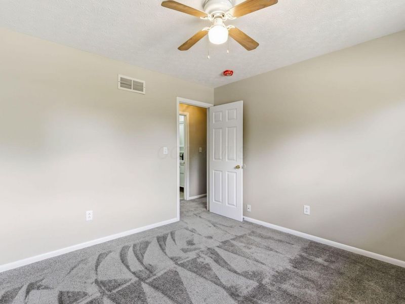6998 Nocturne Road N, Reynoldsburg, OH 43068 Photo 22