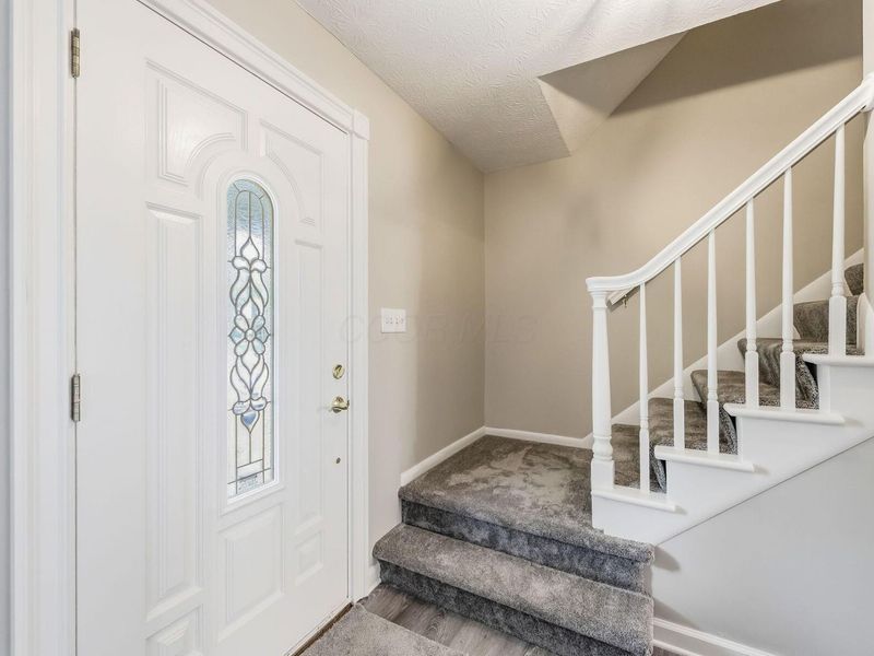 6998 Nocturne Road N, Reynoldsburg, OH 43068 Photo 3
