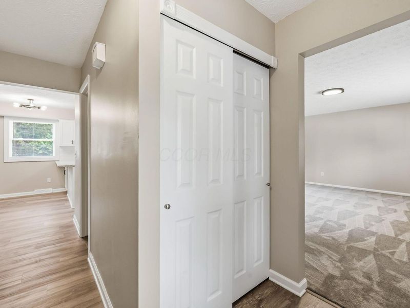 6998 Nocturne Road N, Reynoldsburg, OH 43068 Photo 4