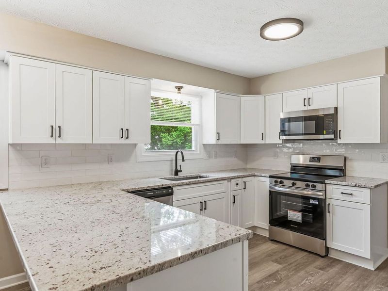6998 Nocturne Road N, Reynoldsburg, OH 43068 Photo 8