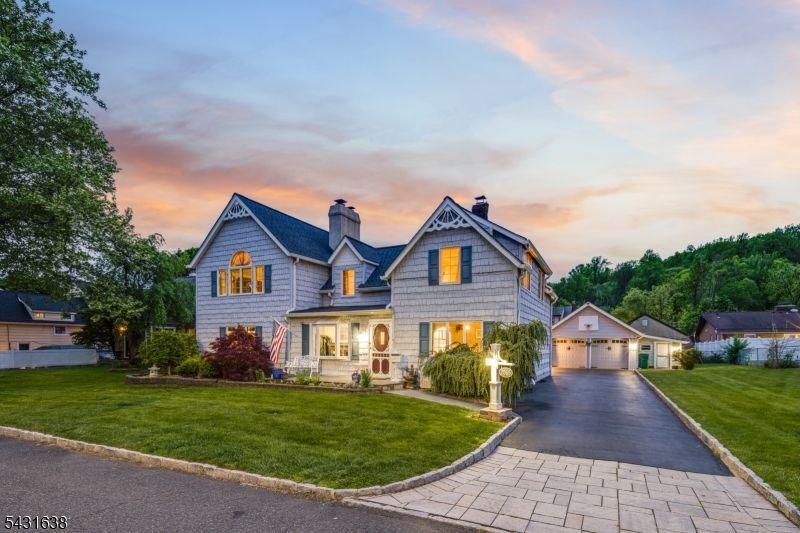 2065 Prospect Ave, Scotch Plains, NJ 07076 Main Photo