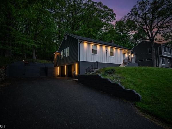 207 Degray St, North Haledon, NJ 07508