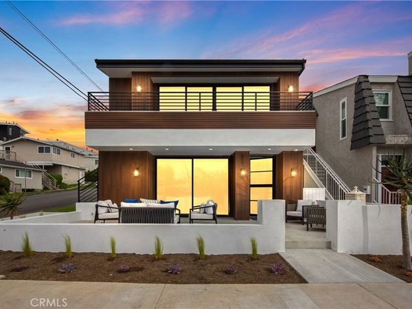 520 Iris, Corona Del Mar, CA 92625