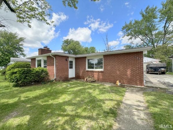 704 MIAMI Boulevard, Kokomo, IN 46902