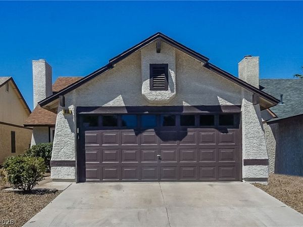 910 Clipper Drive , Henderson, NV 89015
