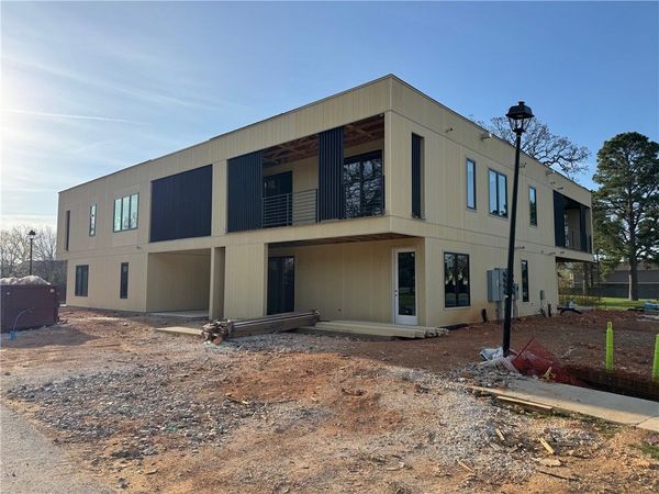 845 N Rupple Road , Fayetteville, AR 72704
