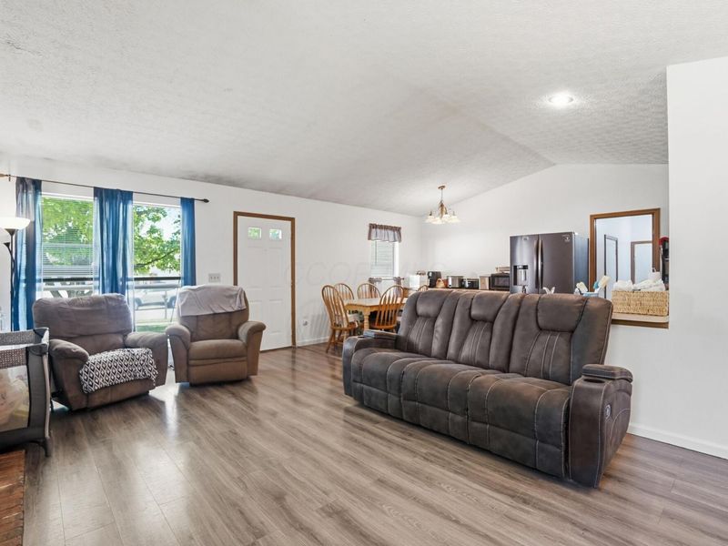 3448 Laurent Court, Columbus, OH 43231 Photo 11