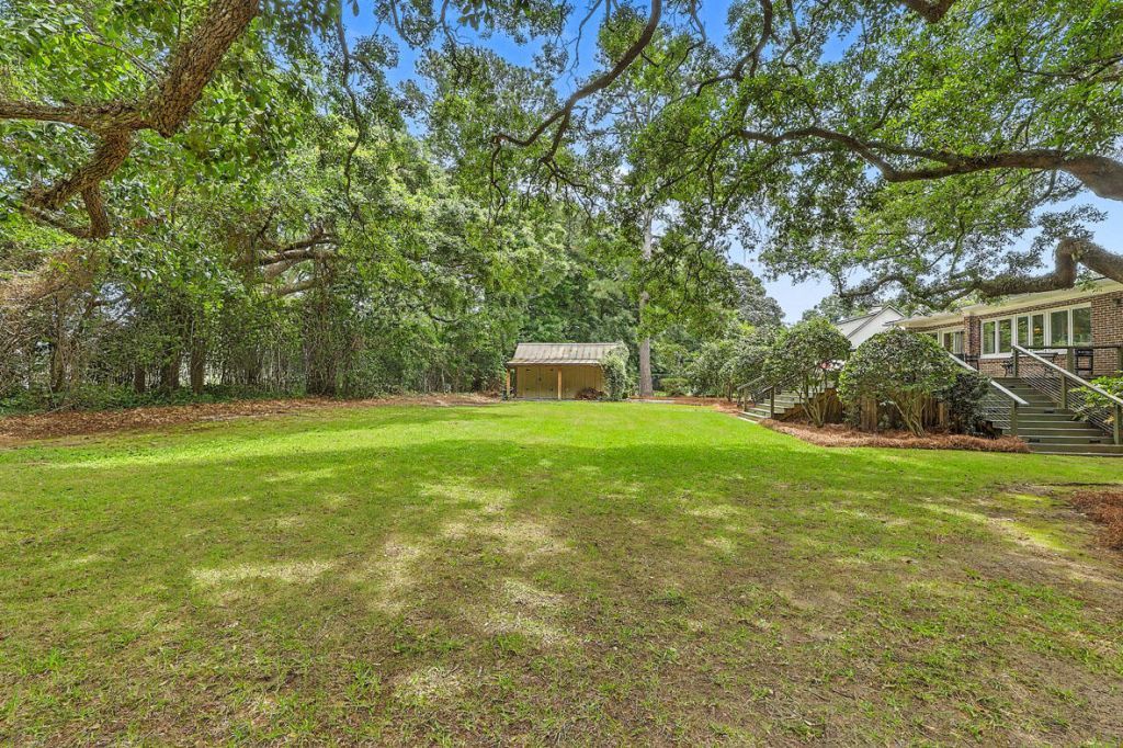 1520 Fairway Drive Photo 35