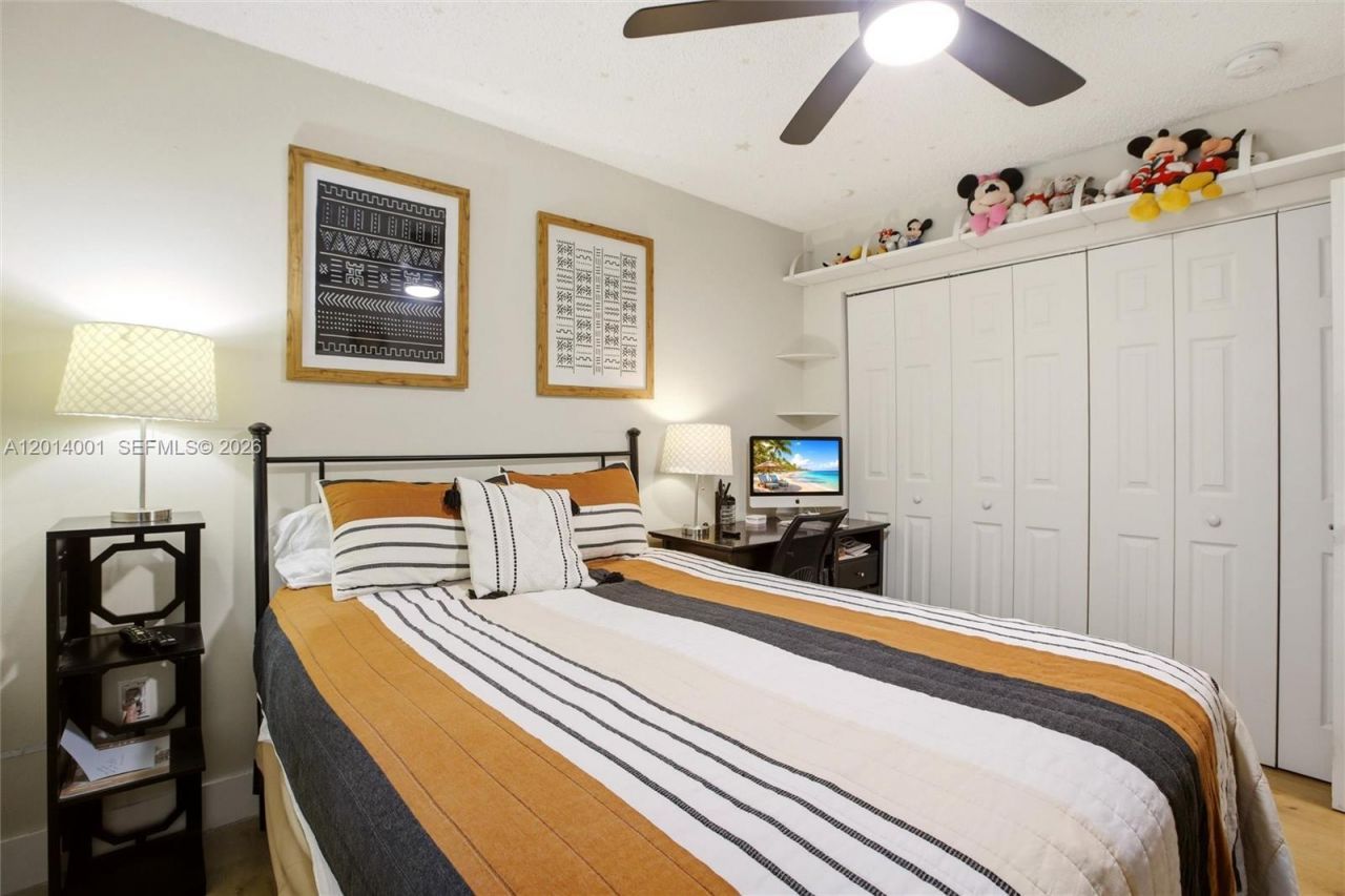 10833 NW 7th St , Unit 10-22, Miami, FL 33172 Photo