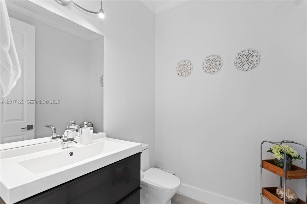 1240 Grant St, Hollywood, FL 33019 Photo