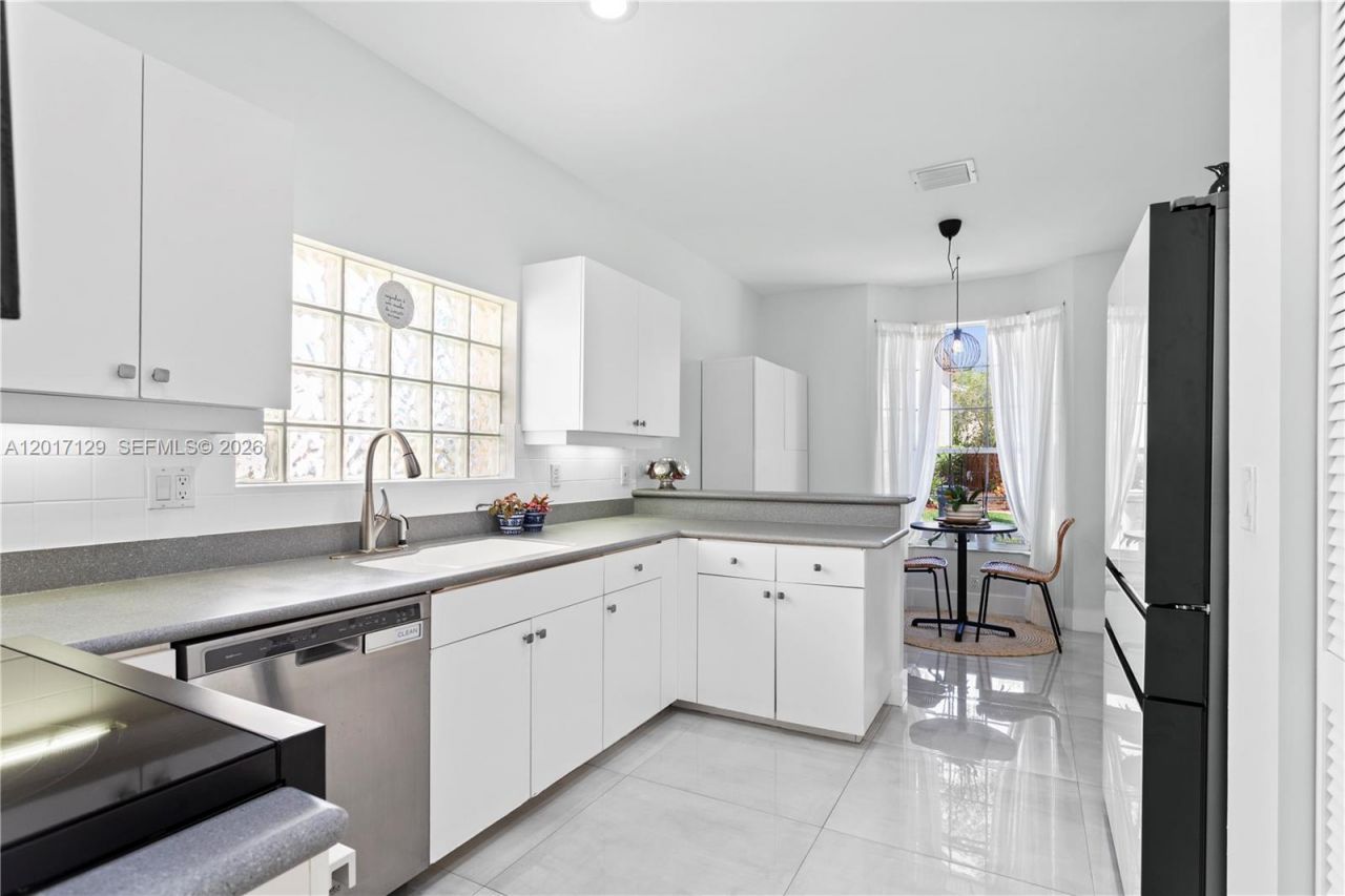 1240 Grant St, Hollywood, FL 33019 Photo