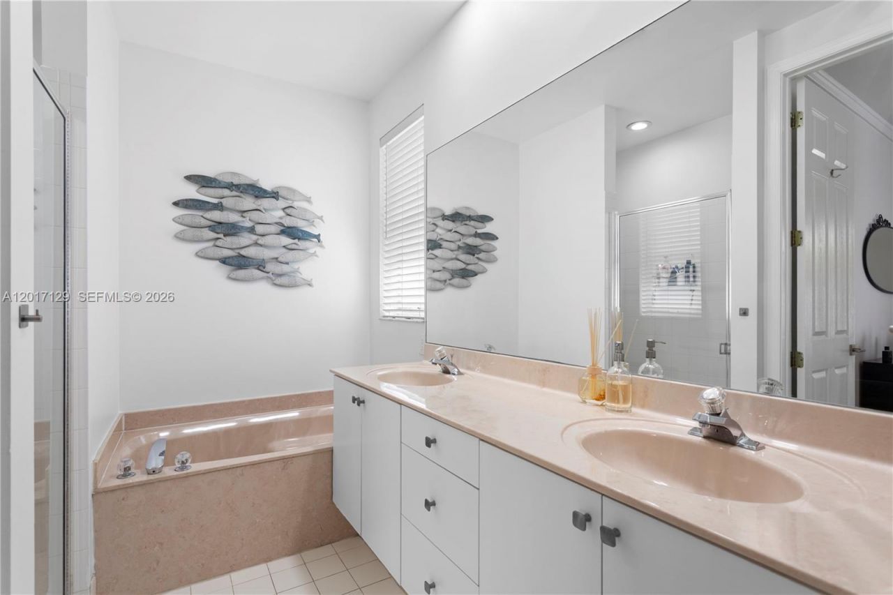 1240 Grant St, Hollywood, FL 33019 Photo