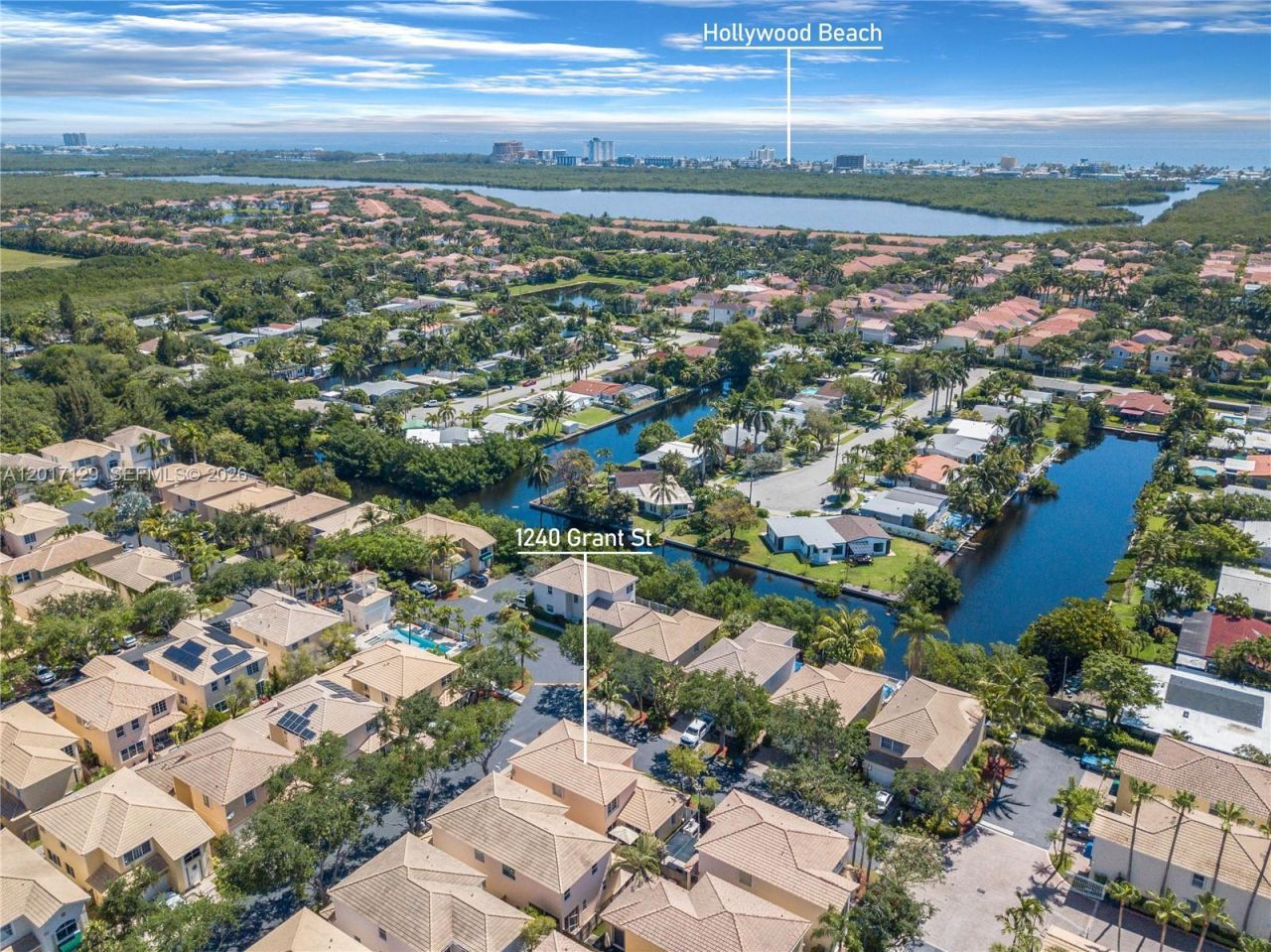 1240 Grant St, Hollywood, FL 33019 Photo