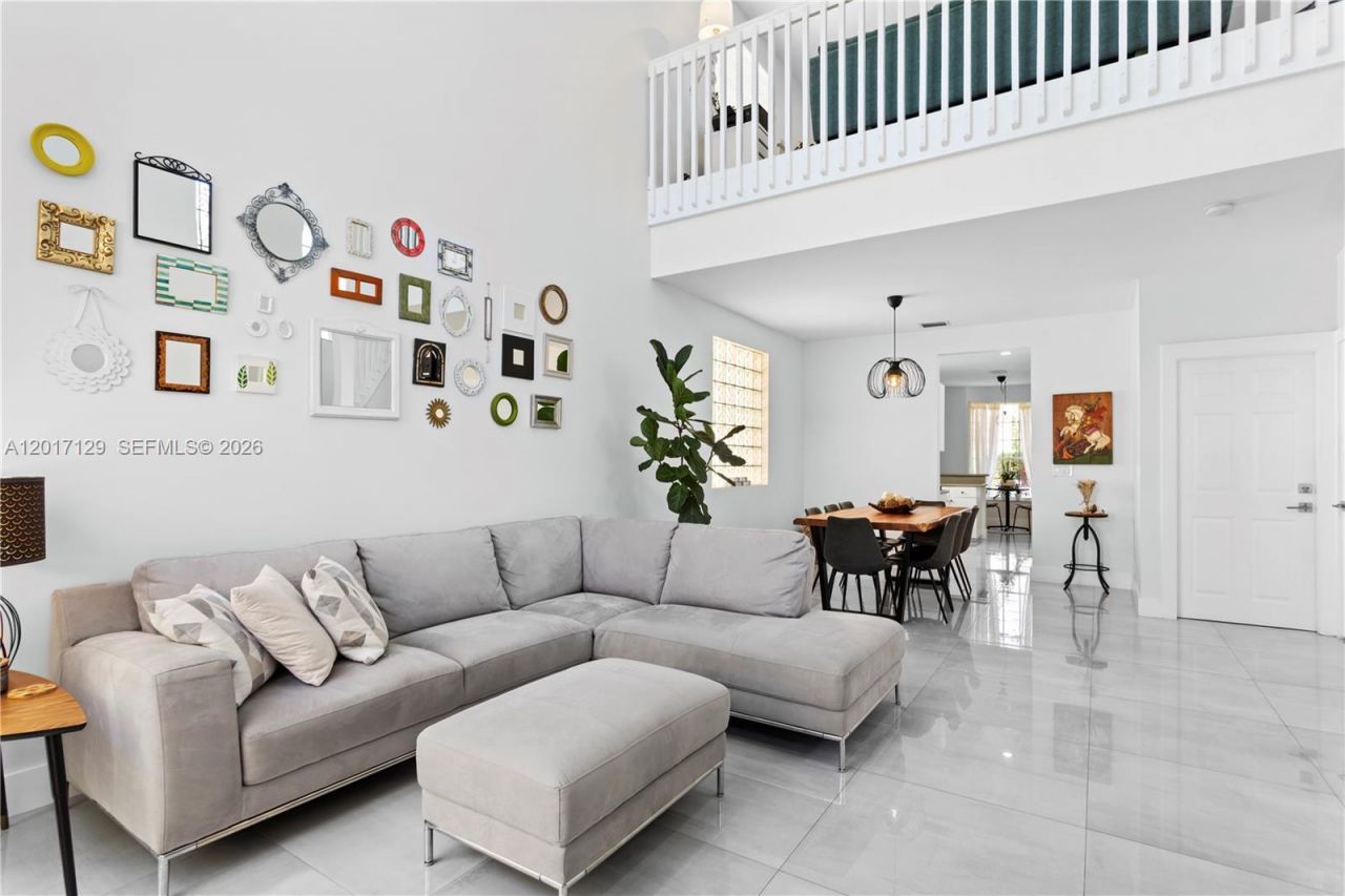 1240 Grant St, Hollywood, FL 33019 Photo