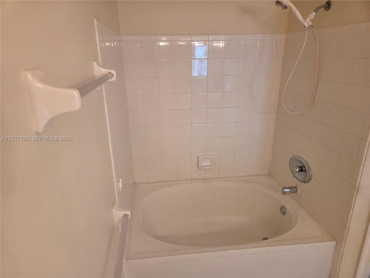 47 Simonton Cir , Weston, FL 33326 Photo