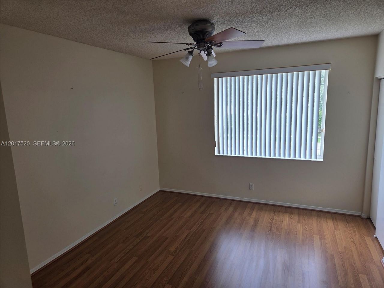 47 Simonton Cir , Weston, FL 33326 Photo