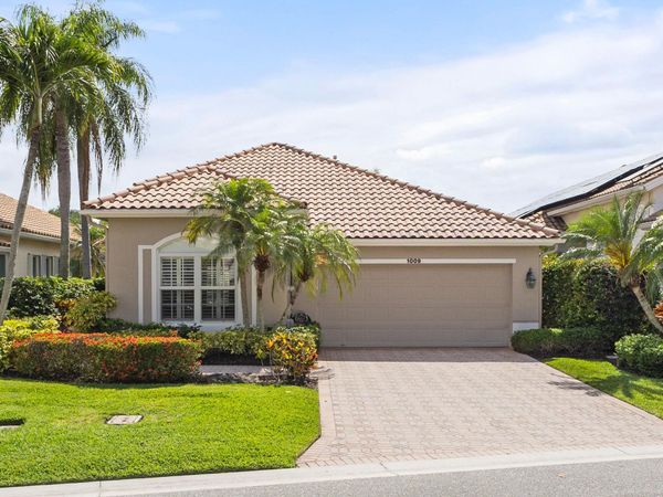 1009 Diamond Head Way, Palm Beach Gardens, FL 33418