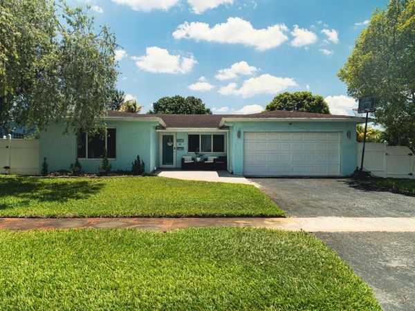 7210 NW 22nd Street, Sunrise, FL 33313
