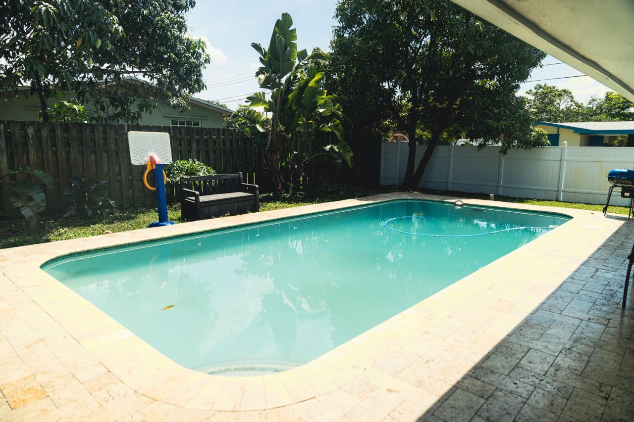 7210 NW 22nd Street, Sunrise, FL 33313 Photo