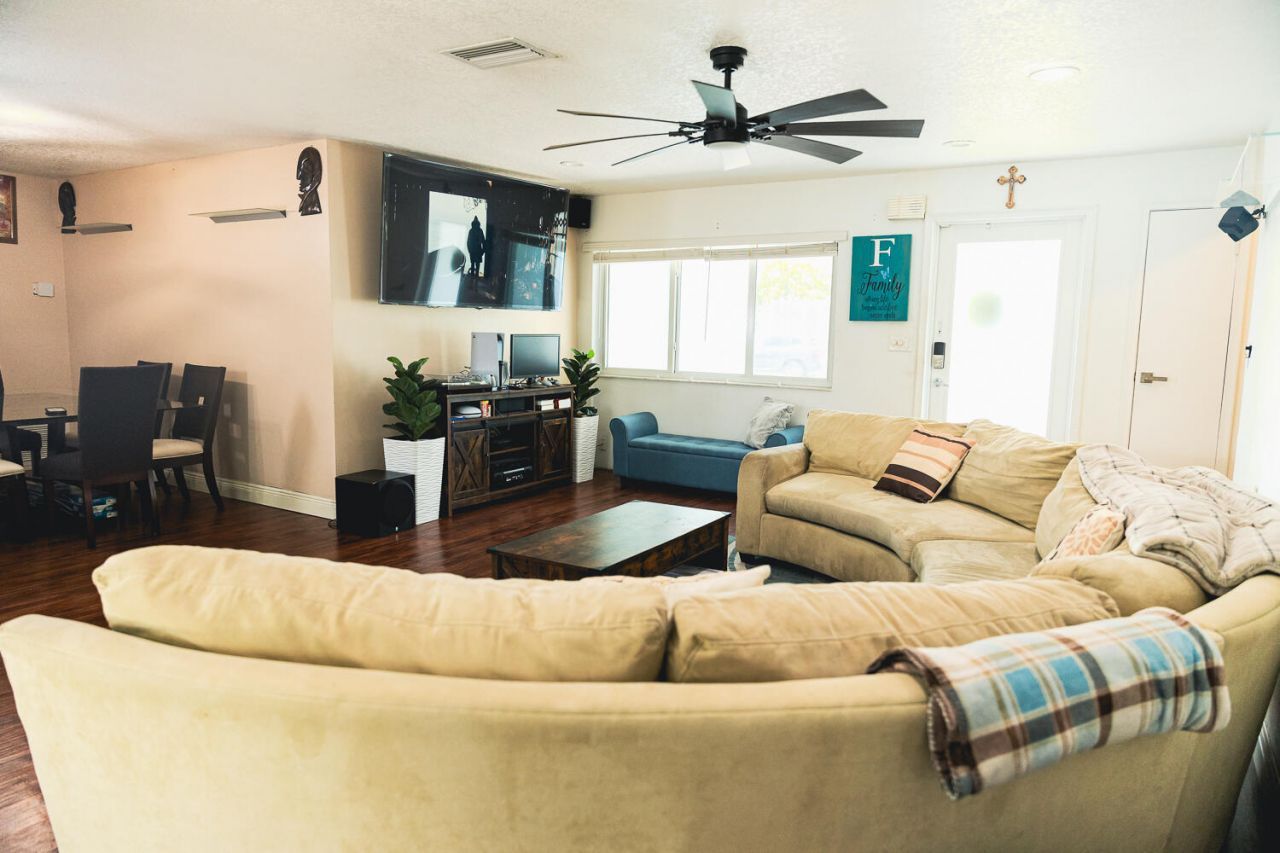 7210 NW 22nd Street, Sunrise, FL 33313 Photo