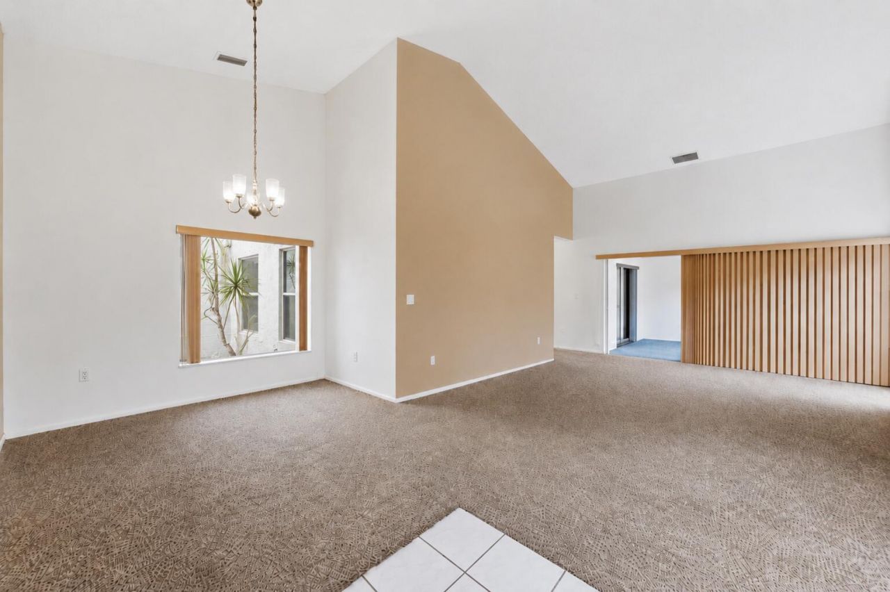 19035 NW 54th Place, Miami Gardens, FL 33055 Photo