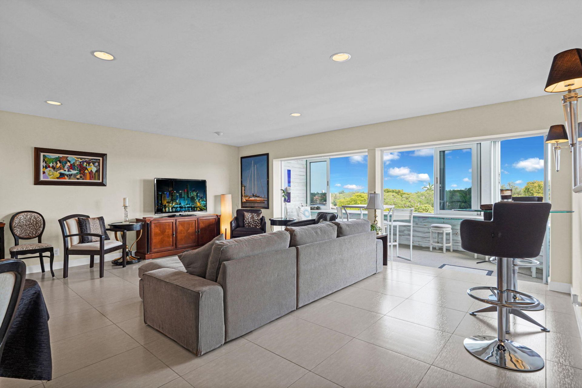 818 SE 4th Street, Unit 505, Fort Lauderdale, FL 33301 Photo