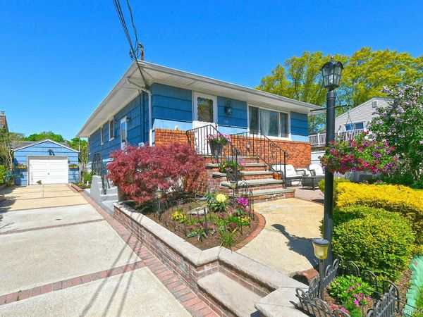 2418 Riverside Avenue , Seaford, NY 11783