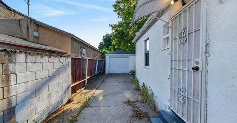 3732 38th St, Sacramento, CA 95820 Photo