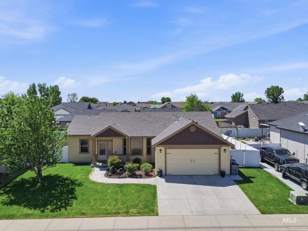 1045 W 12th South, Mountain Home, ID 83647