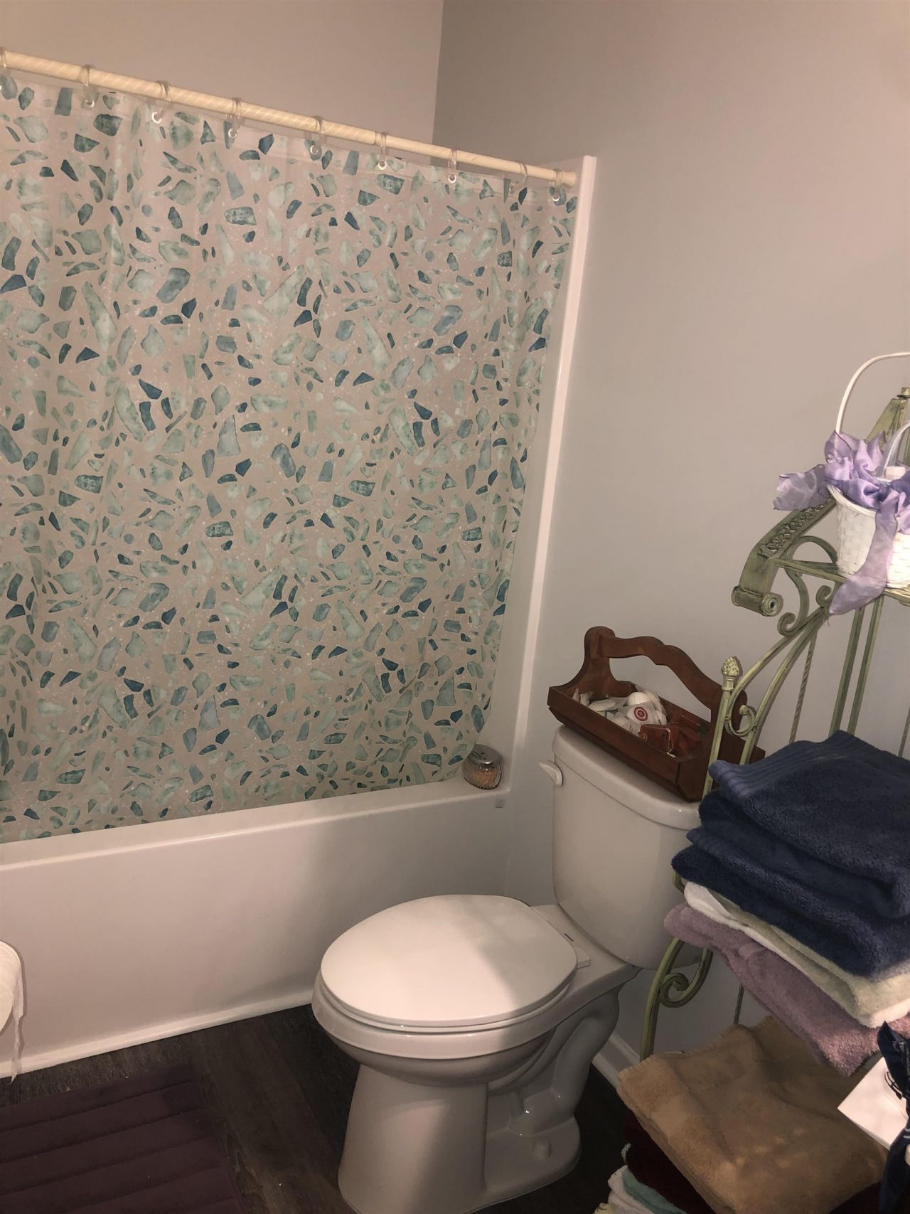 32 Cape Point Dr.  Photo 9