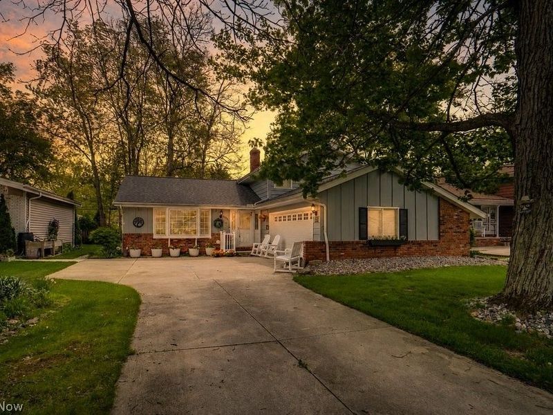 6723 Edgemoor Avenue, Solon, OH 44139 Photo 1