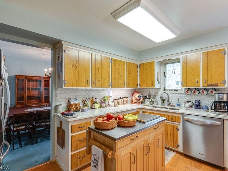 6723 Edgemoor Avenue, Solon, OH 44139 Photo 15