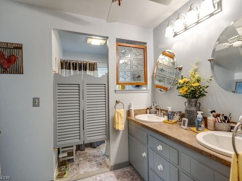 6723 Edgemoor Avenue, Solon, OH 44139 Photo 26