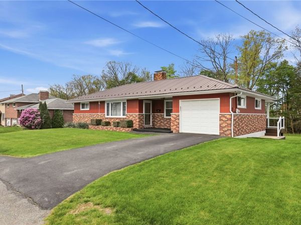 704 Lawrence Street, Johnstown, PA 15904