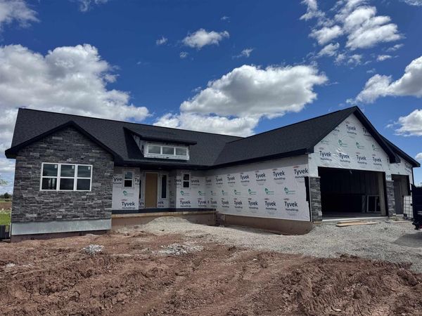 1041 SANDPIPER DRIVE, Menasha, WI 54952