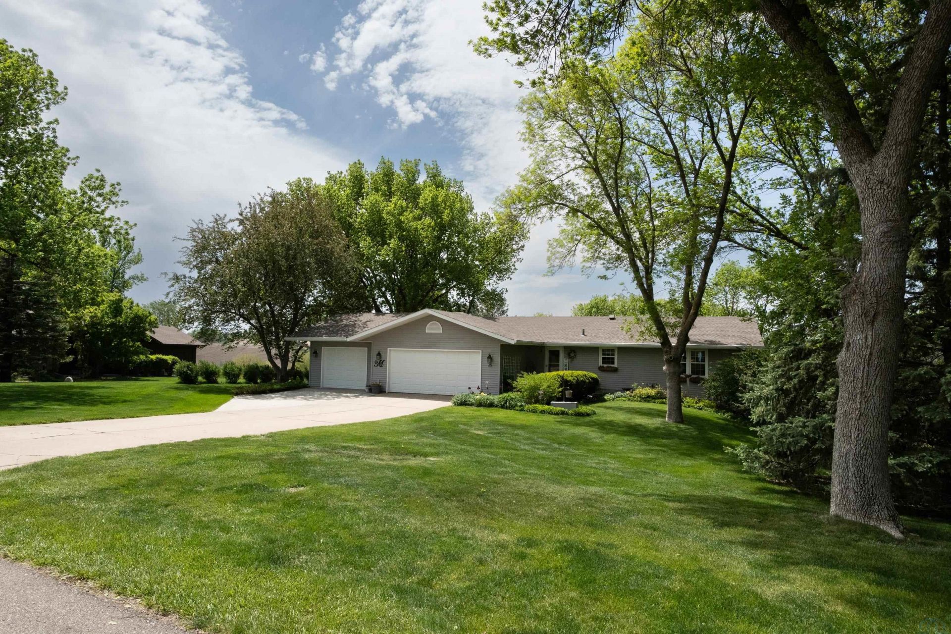25 Dorchester Rd, Sioux City, IA 51106 Main Photo