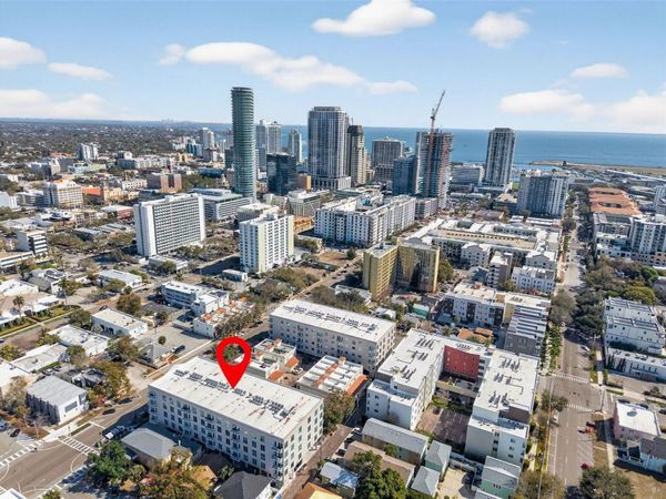 644 3RD AVENUE S, Unit 202, ST PETERSBURG, FL 33701