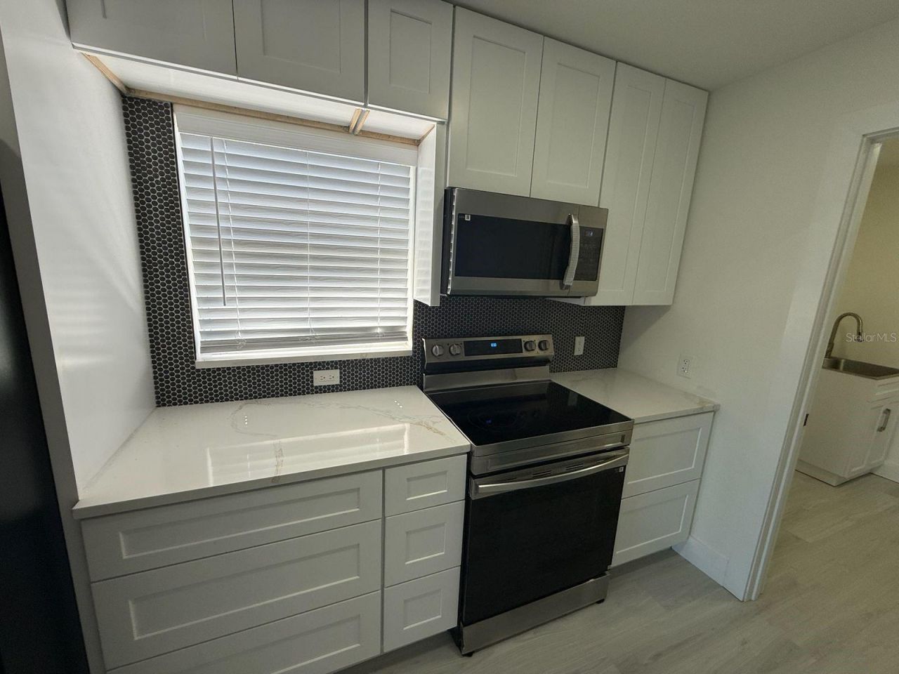 1842 Maryland Avenue Ne, Saint Petersburg, FL 33703 Photo