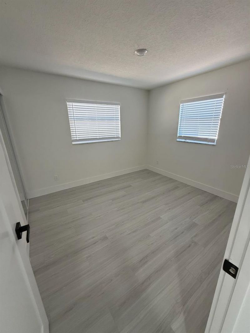 1842 Maryland Avenue Ne, Saint Petersburg, FL 33703 Photo