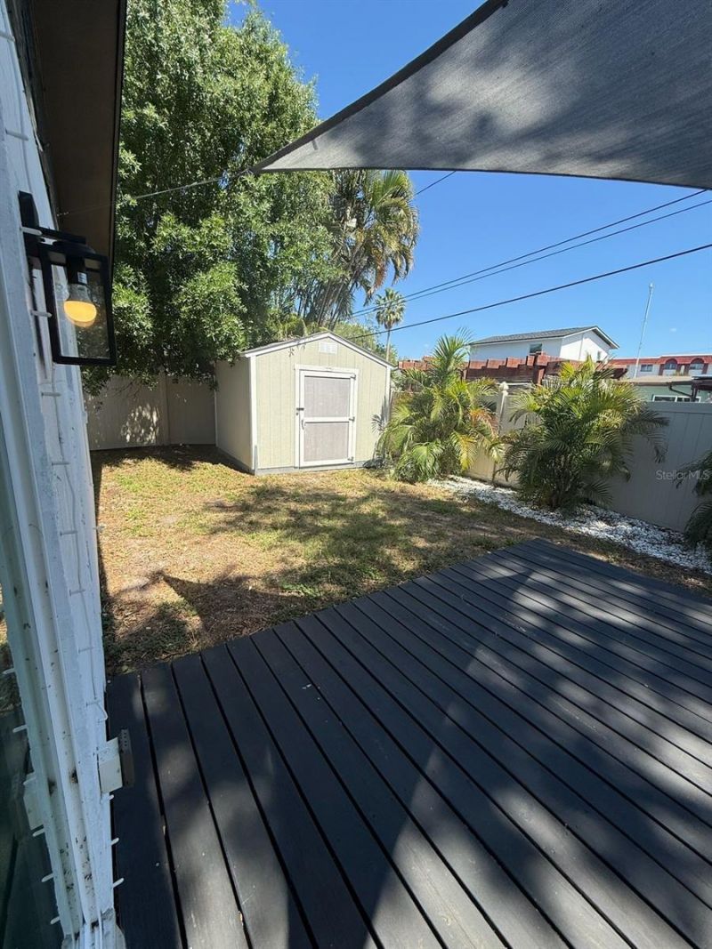 1842 Maryland Avenue Ne, Saint Petersburg, FL 33703 Photo