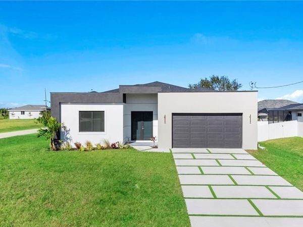 4233 JACARANDA PARKWAY W, CAPE CORAL, FL 33993