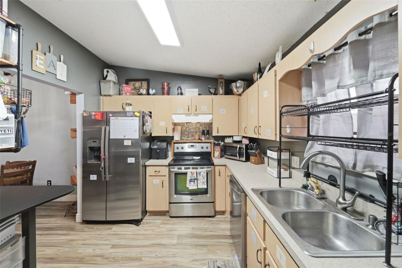 1302 Bond Street , Edgewater, FL 32132 Photo