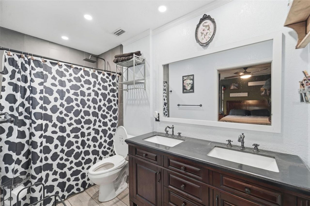 1302 Bond Street , Edgewater, FL 32132 Photo
