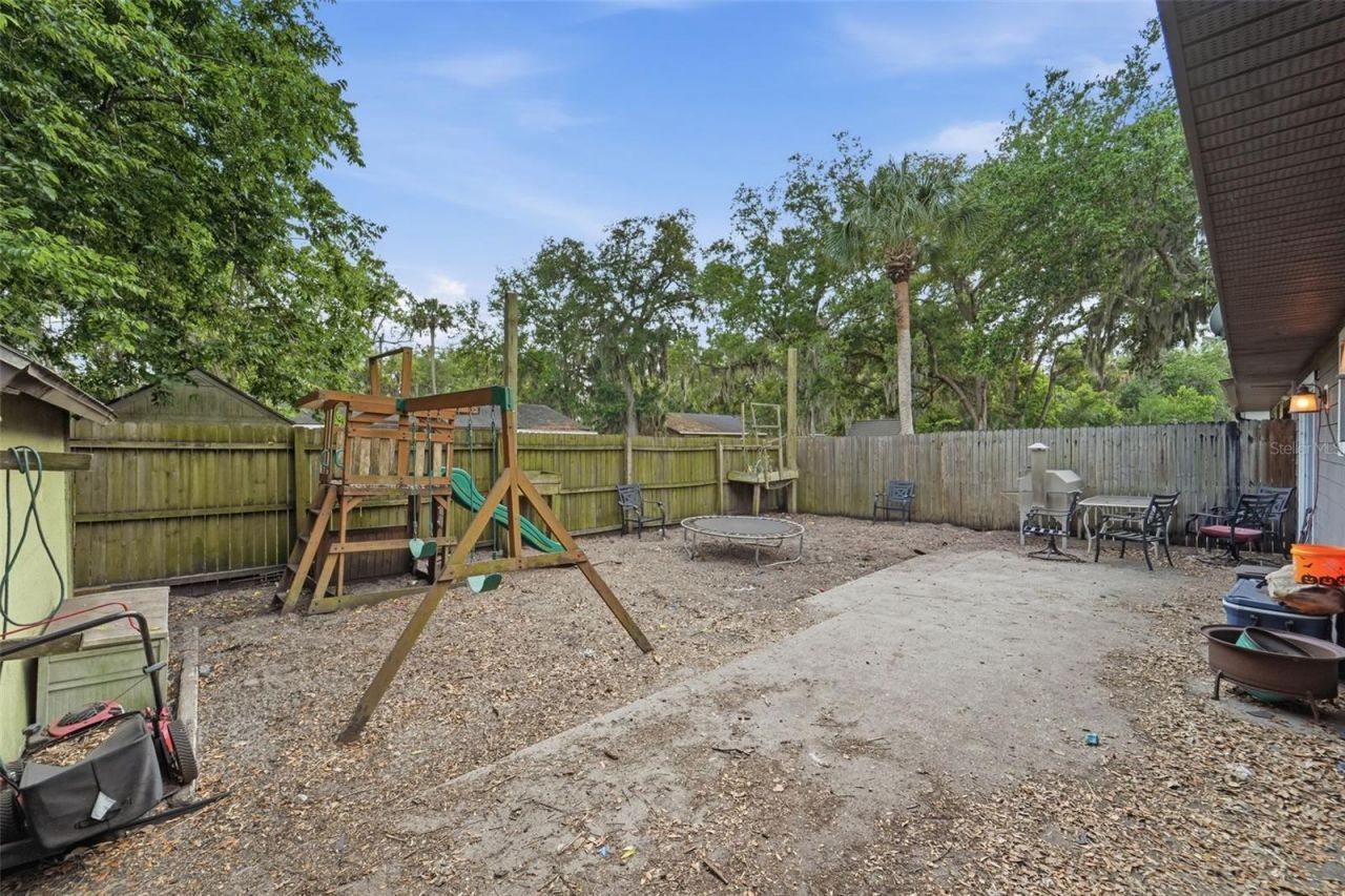 1302 Bond Street , Edgewater, FL 32132 Photo