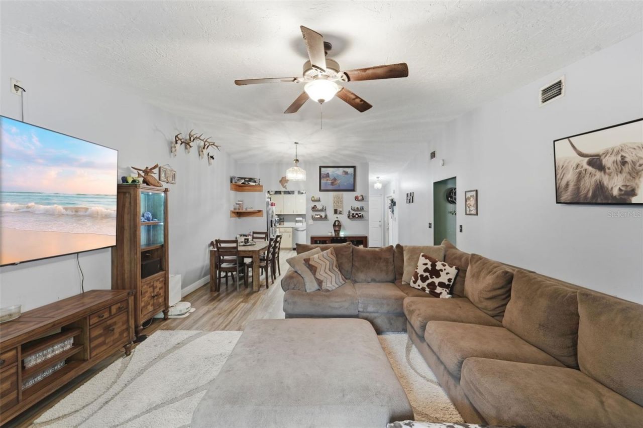 1302 Bond Street , Edgewater, FL 32132 Photo