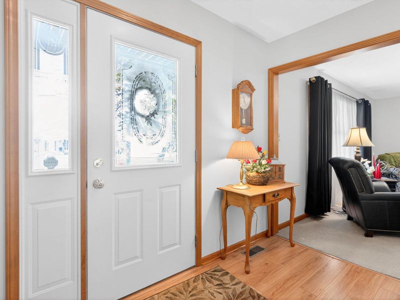 564 Foxcross Drive, Sidney, OH 45365 Photo 4