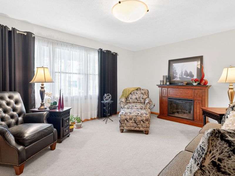 564 Foxcross Drive, Sidney, OH 45365 Photo 6